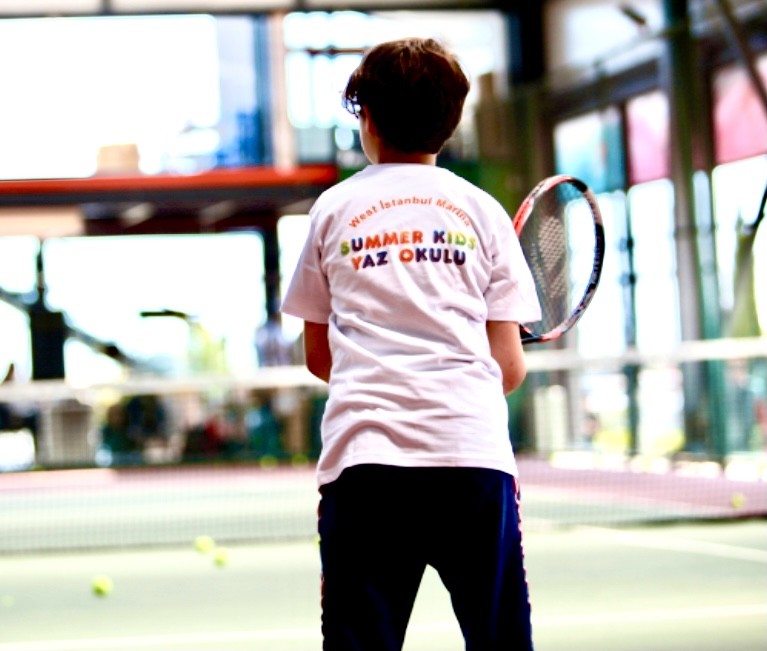 Tenis